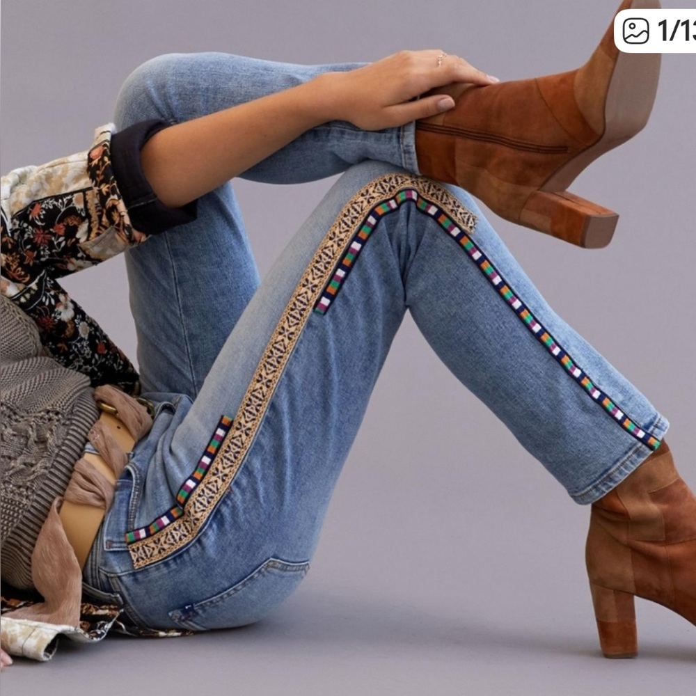 Anthropologie Pilcro embroidered jeans